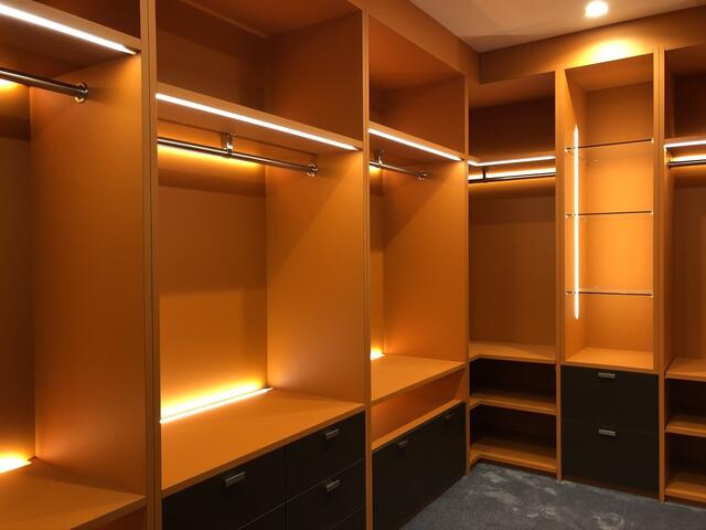 株式会社ブラスデザインの求人転職情報