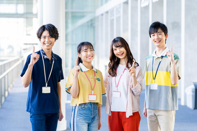 インハウスデザイナーの仕事内容とリアルなメリット・年収を徹底解説！インテリアデザイナーが社内で大活躍！