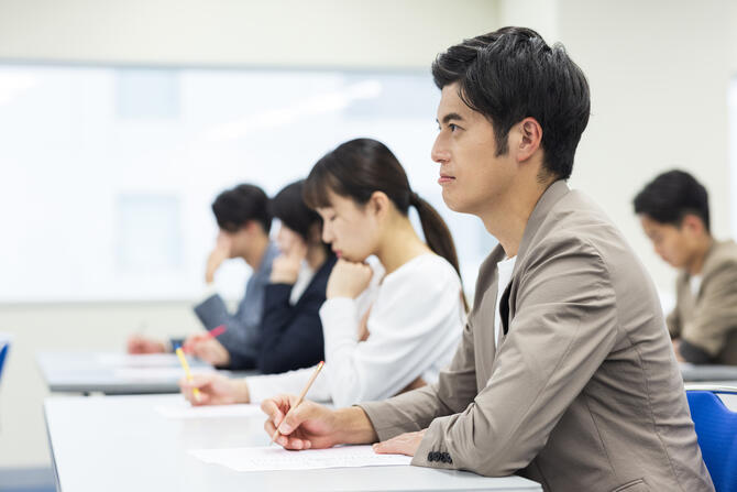 【2026年最新】ハウスメーカー・工務店の就職に強い！ 住宅設計の実務で役立つ資格10選